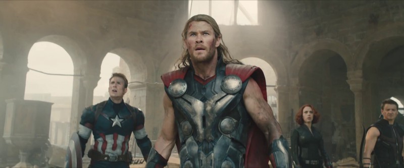 Chris Hemsworth, Chris Evans ve filmu Avengers: Age of Ultron / The Avengers: Age of Ultron
