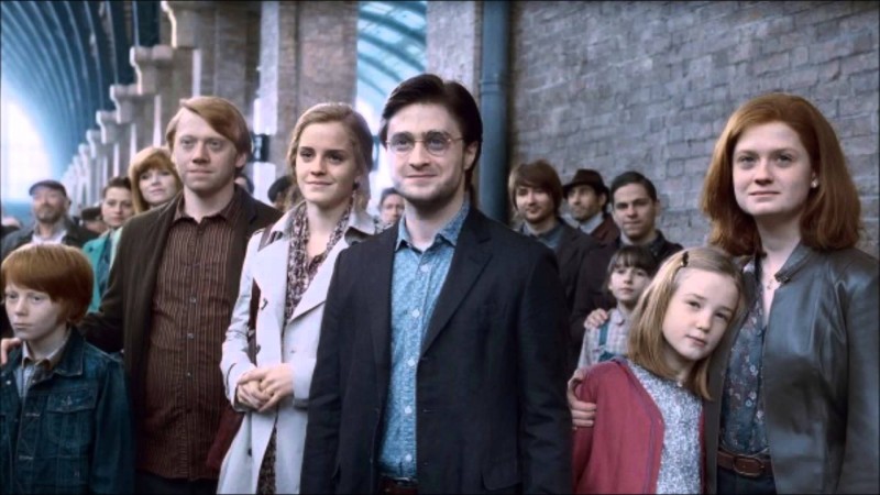 Rupert Grint, Emma Watson, Daniel Radcliffe, Bonnie Wright ve filmu Harry Potter a Relikvie smrti - část 2 / Harry Potter and the Deathly Hallows: Part 2