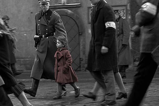 Fotografie z filmu Schindlerův seznam / Schindler's List