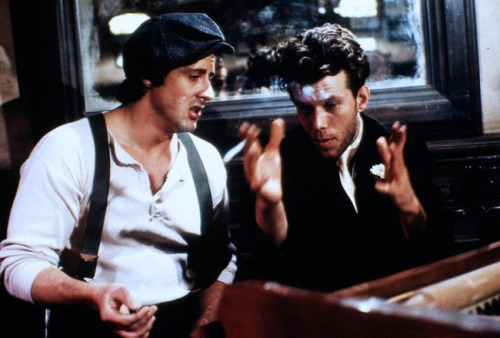 Sylvester Stallone, Tom Waits ve filmu Cesta k ráji / Paradise Alley