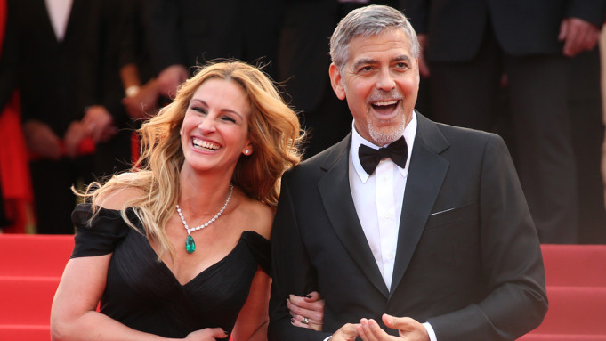 Julia Roberts a George Clooney na premiéře filmu