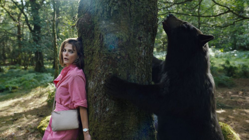 Keri Russell ve filmu Medvěd na koksu / Cocaine Bear