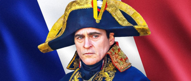 Joaquin Phoenix jako Napoleon v prvním traileru